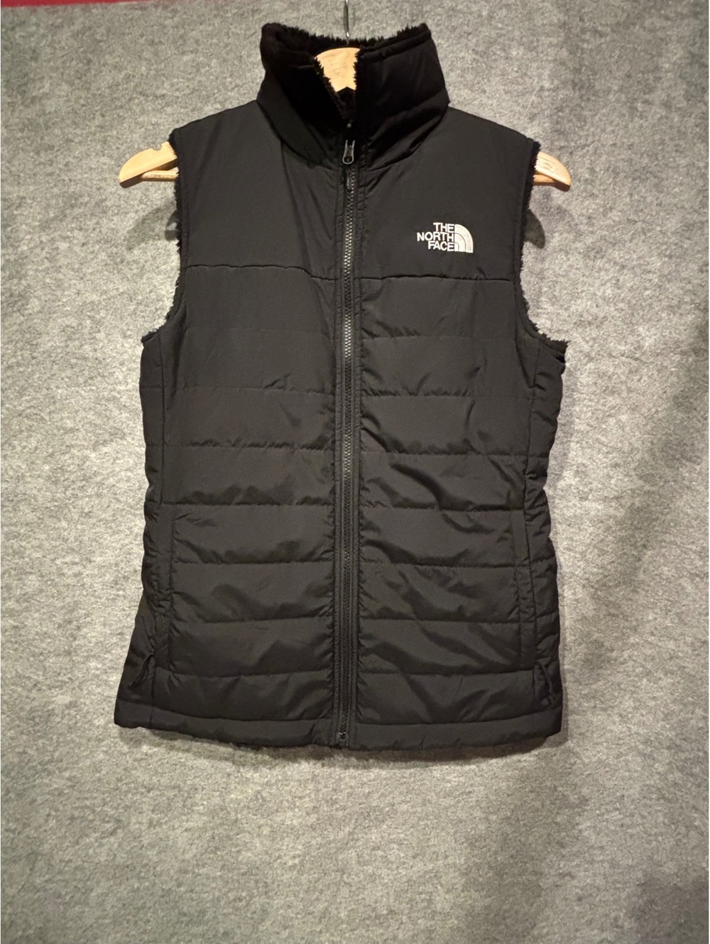 The North Face Women's Reversible Black Fleece and Puffer Vest Size Small
